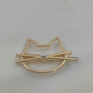 Cat hair pin